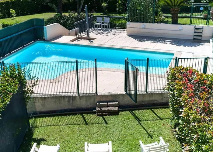 Two Bedroom Cap D' Сasa de vacaciones