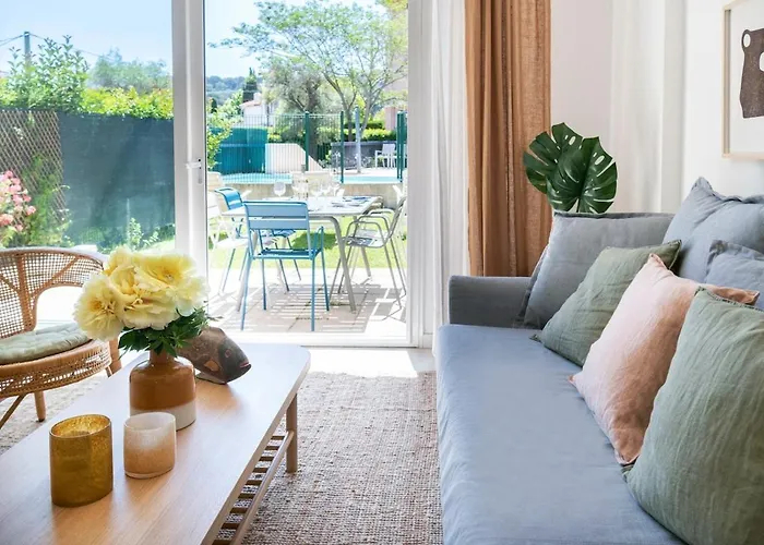 Two Bedroom Cap D' Holiday home Antibes